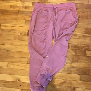 Lululemon Dance Studio Mid-Rise Jogger Brier Rose Color